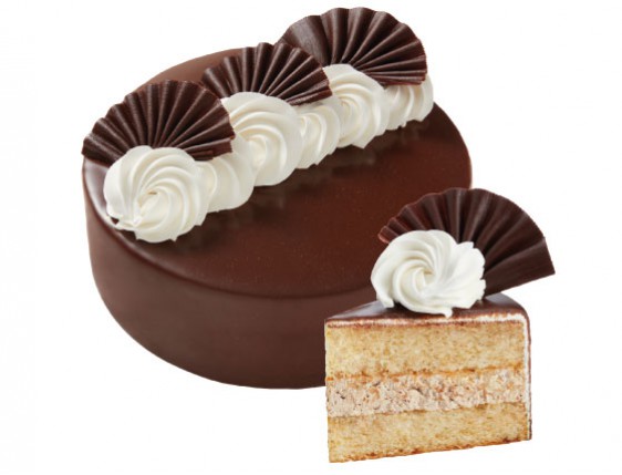 Торт «Йогурт-слива»