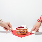 Торт «Медова ягідка» - 3 Фото